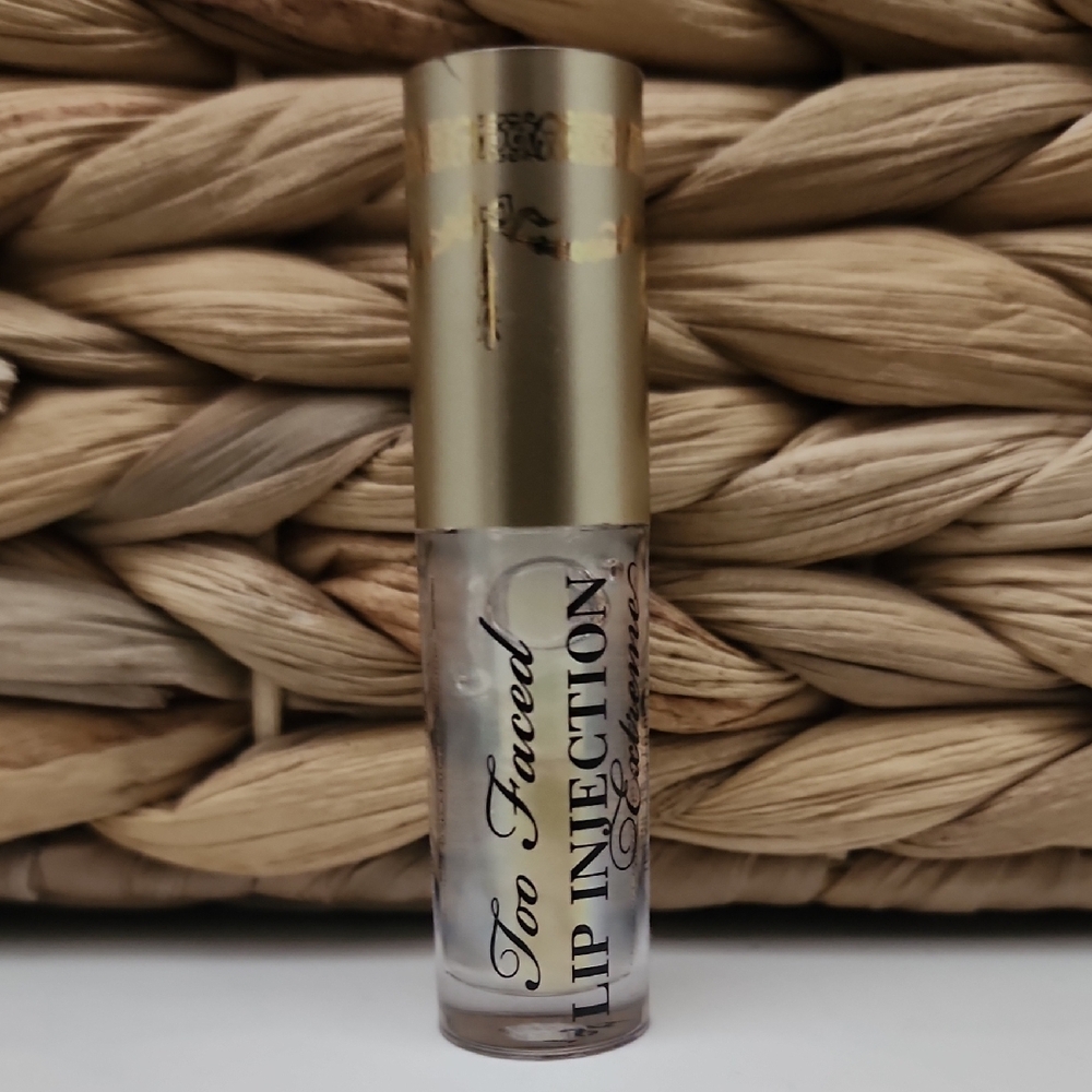 Too Faced Lip Injection Gloss